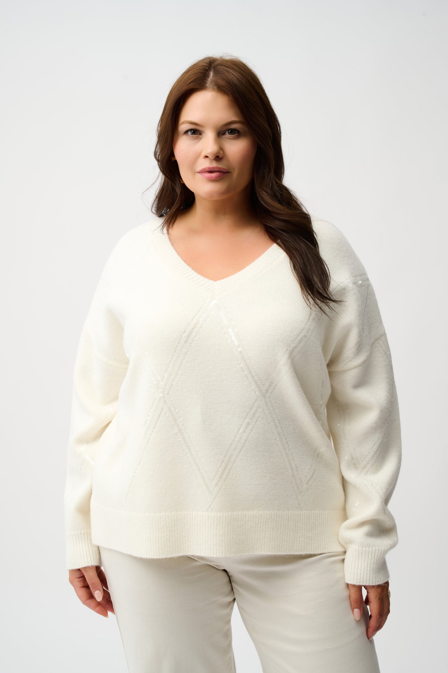 Sweater Knit Pullover with Sequins in White White