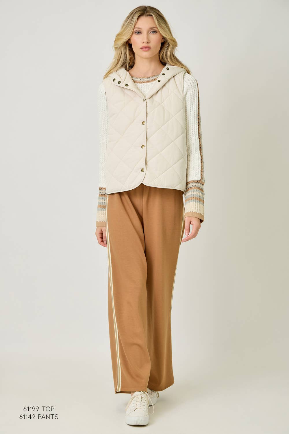 Mystree - Quilted Puffer Hoodie Vest: Ivory