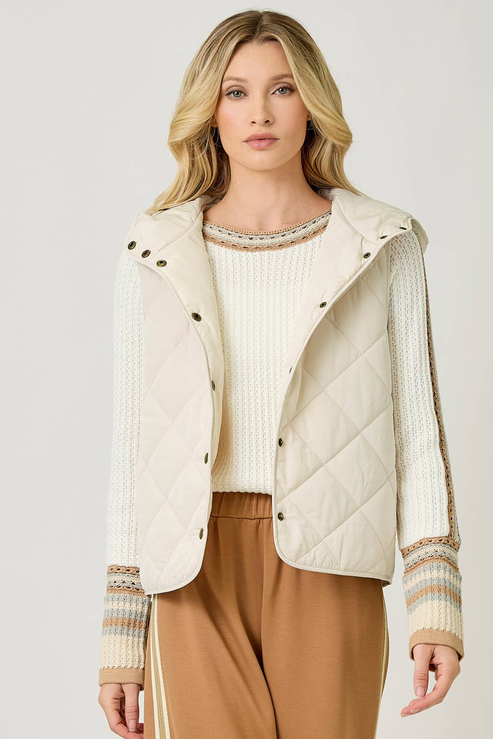 Mystree - Quilted Puffer Hoodie Vest: Ivory