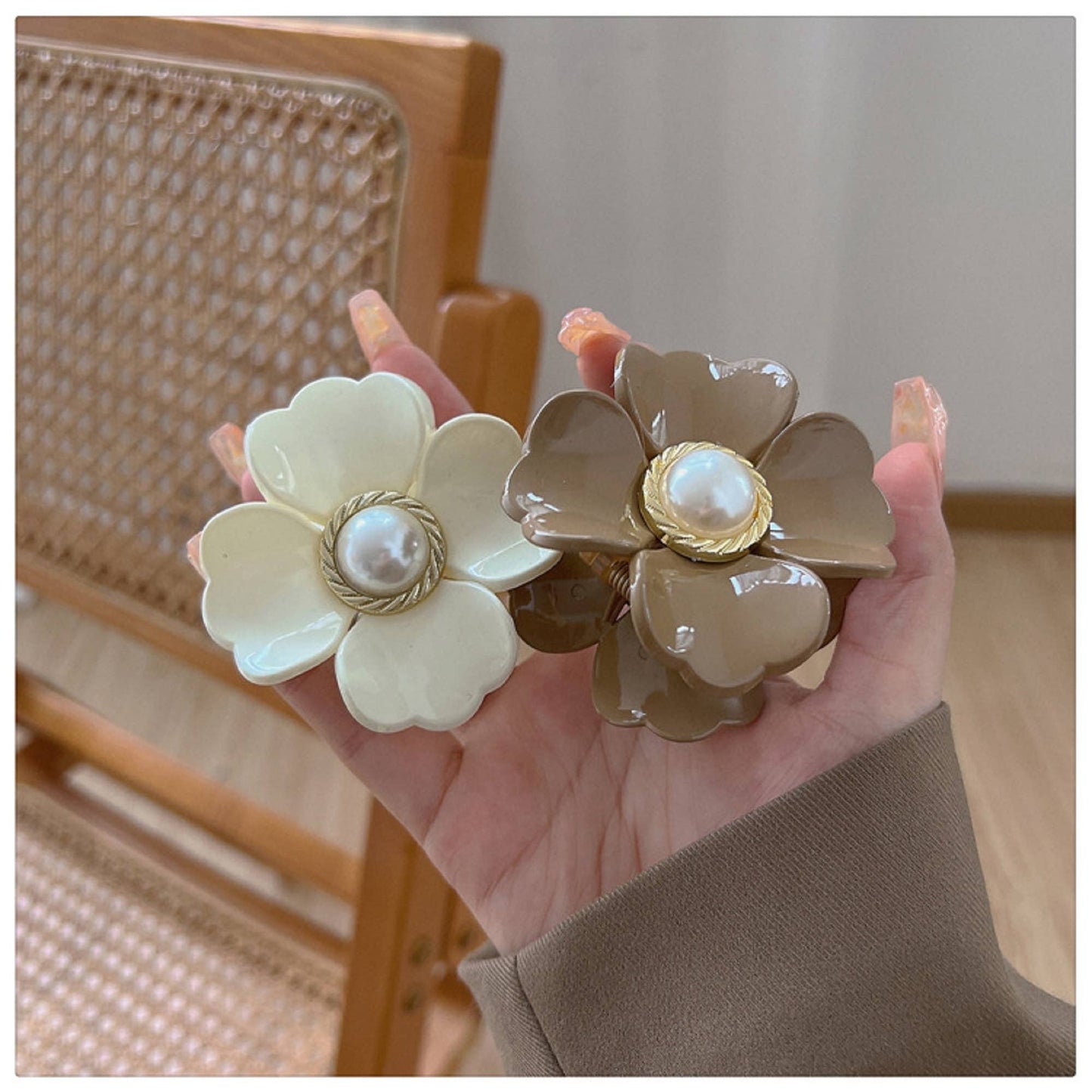 Hair claw | Flower Barrette| Hair clip| Hair Accessories: Milk Tea