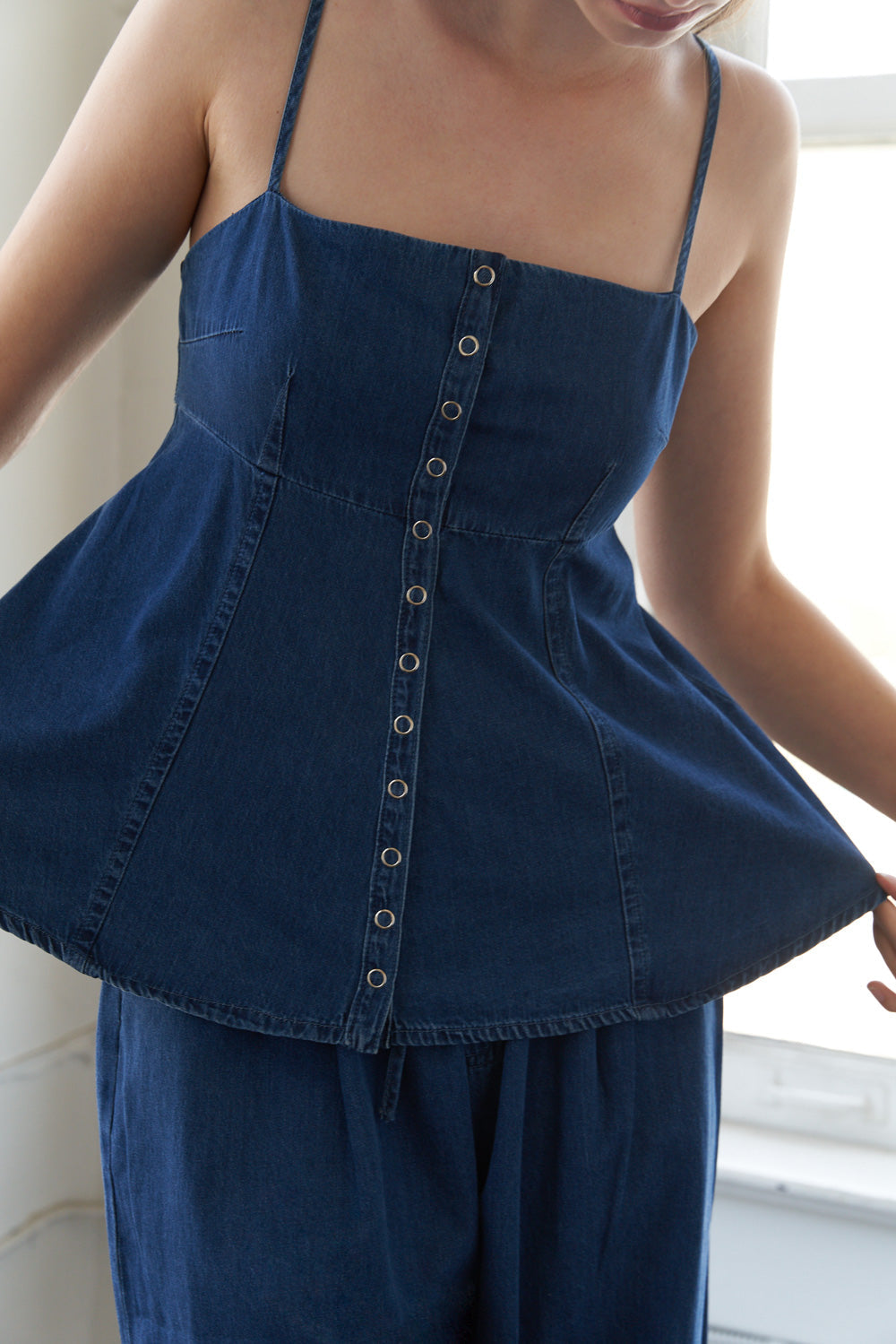 ONLINE ONLY! AUTHENTIC MOMENTS LIGHTWEIGHT DENIM TOP