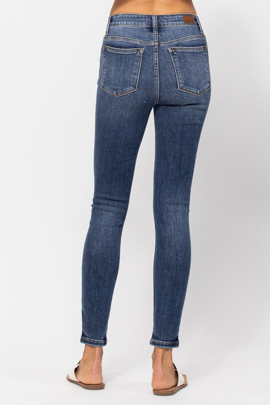 Judy Blue Core Mid-Rise Skinny