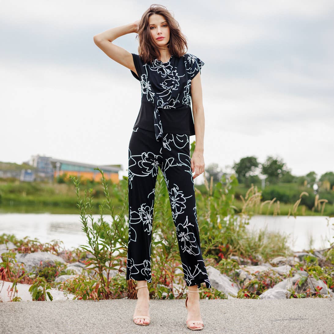Clara Sunwoo - PT28P1 - Crepe Knit - Side Slit Ankle Pant - Blossom Sketch: Black/White / M