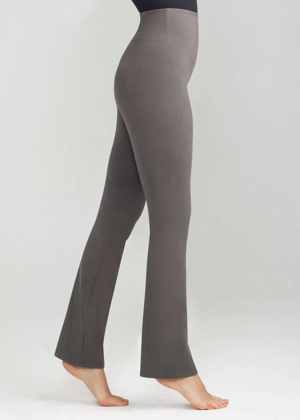 Yummie - Jodi Slim Bootcut Shaping Legging - Cotton Stretch: Black