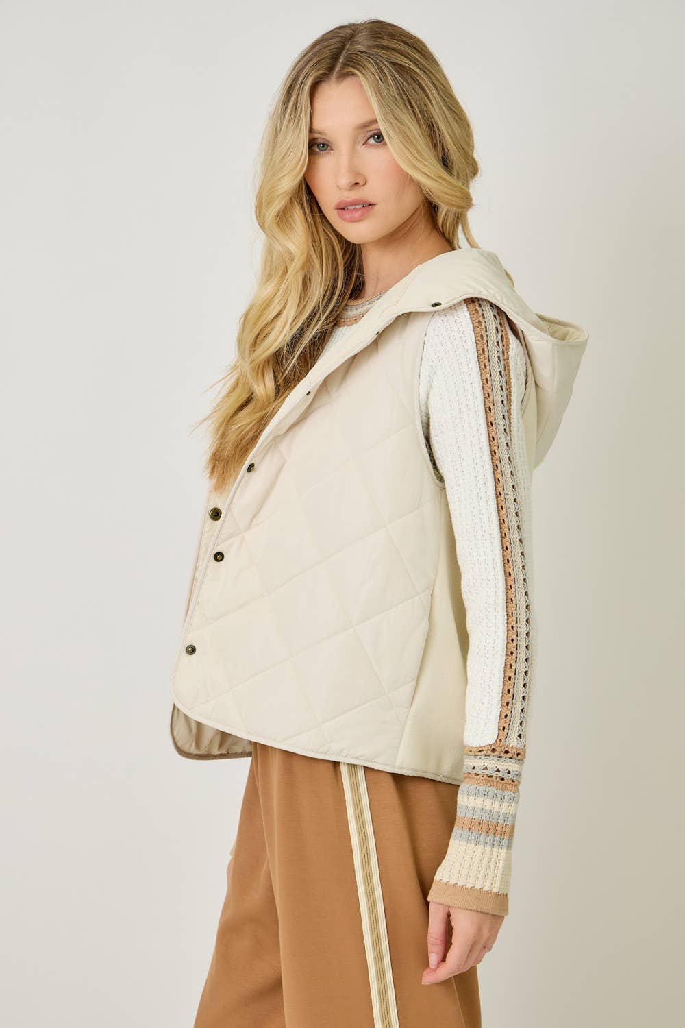 Mystree - Quilted Puffer Hoodie Vest: Ivory