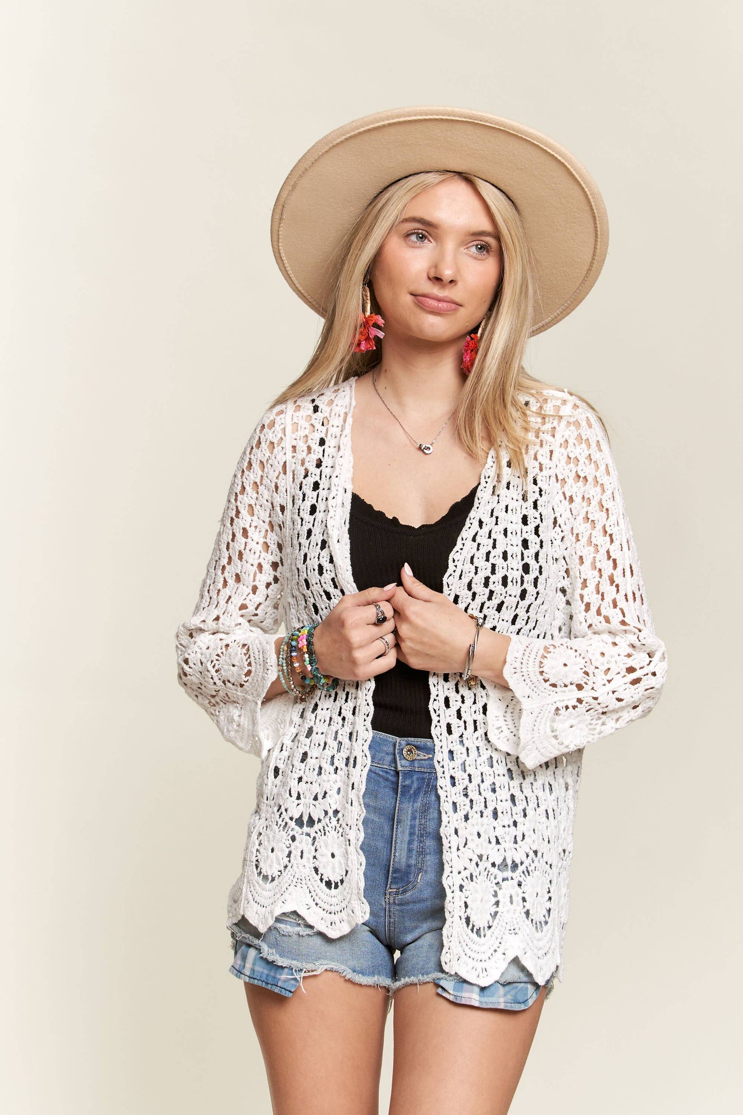 CROCHET CARDIGAN WITH SCALLOP HEM: BEIGE