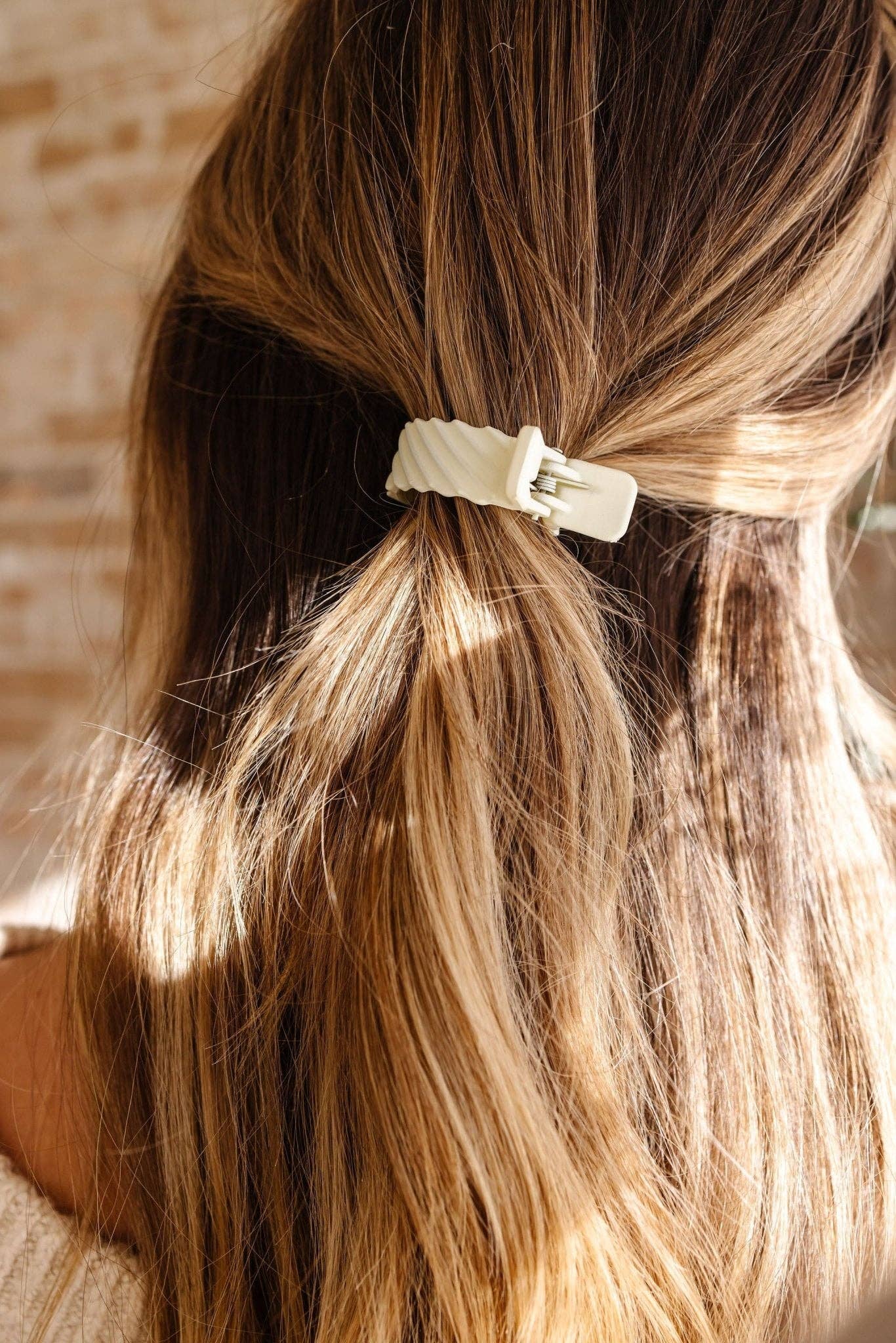 Ponytail Claw Clip: Brown / Dot