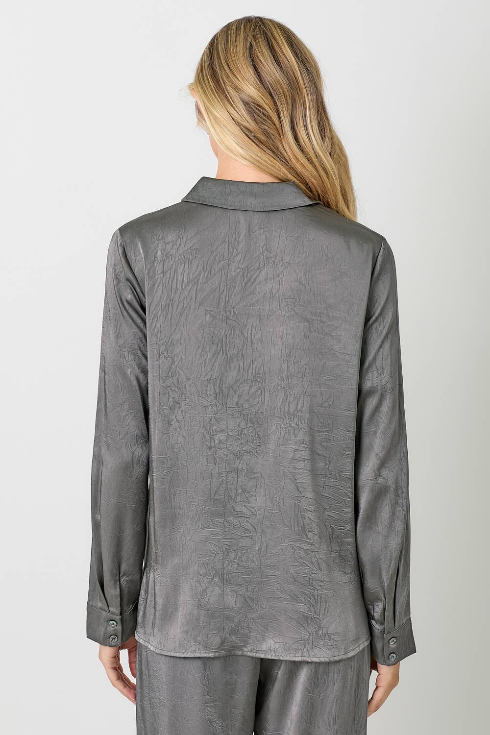 Mystree - Crinkle Satin Twisted Bottom Blouse: Charcoal