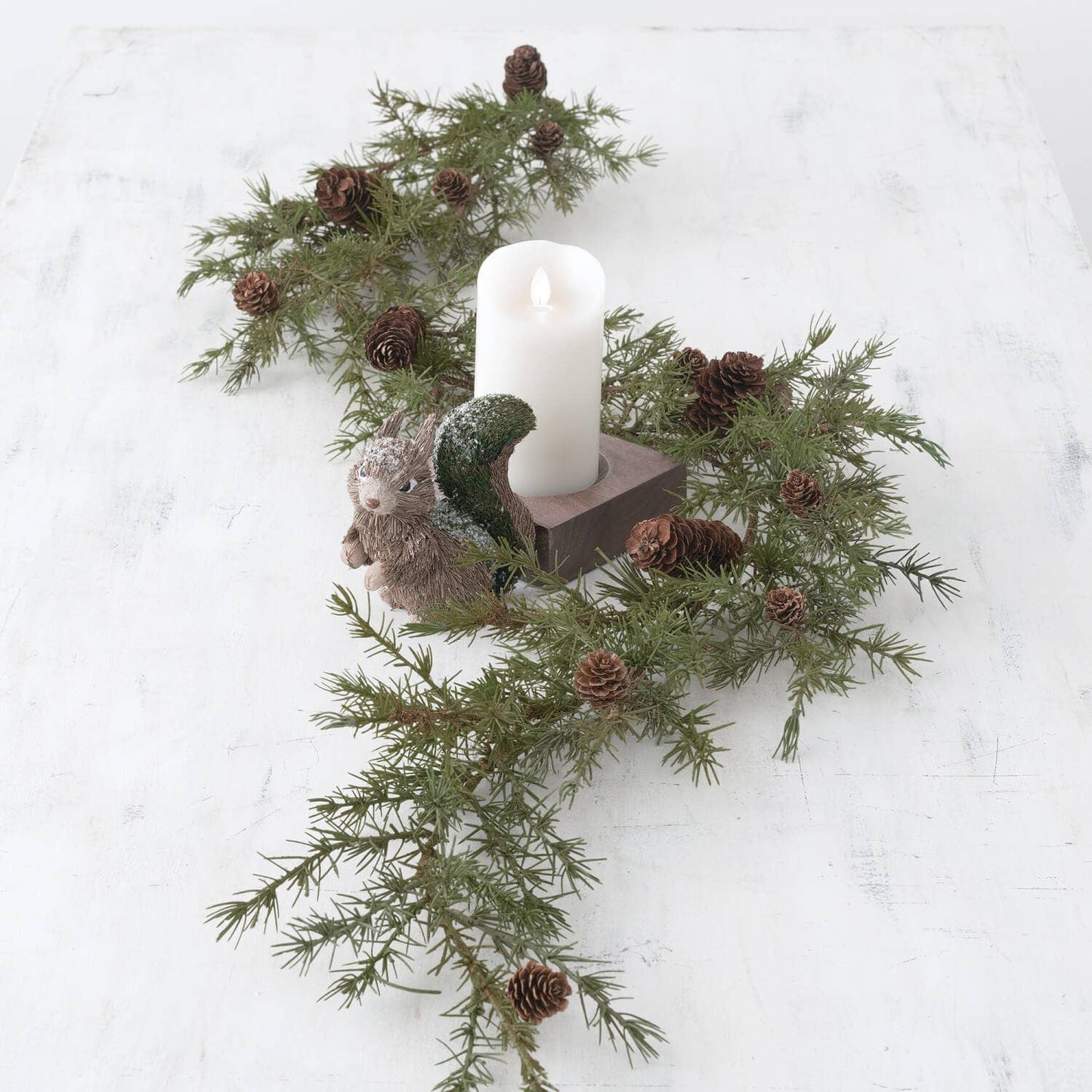 Sullivans Home Decor - WISPY PINE & PINECONE GARLAND