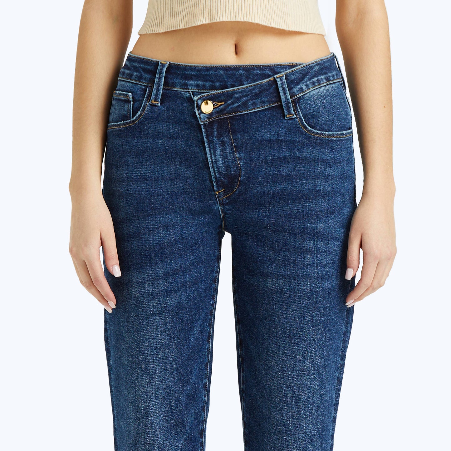 BAYEAS-MID RISE STRAIGHT JEANS WITH FINISHED HEM