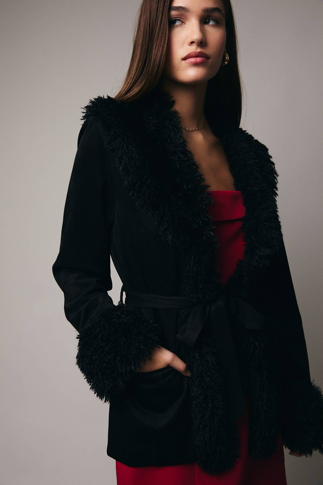 Sunday Edition by LE LIS - LONG SLEEVE FAUX FUR DETAILED SUEDE JACKET: Black