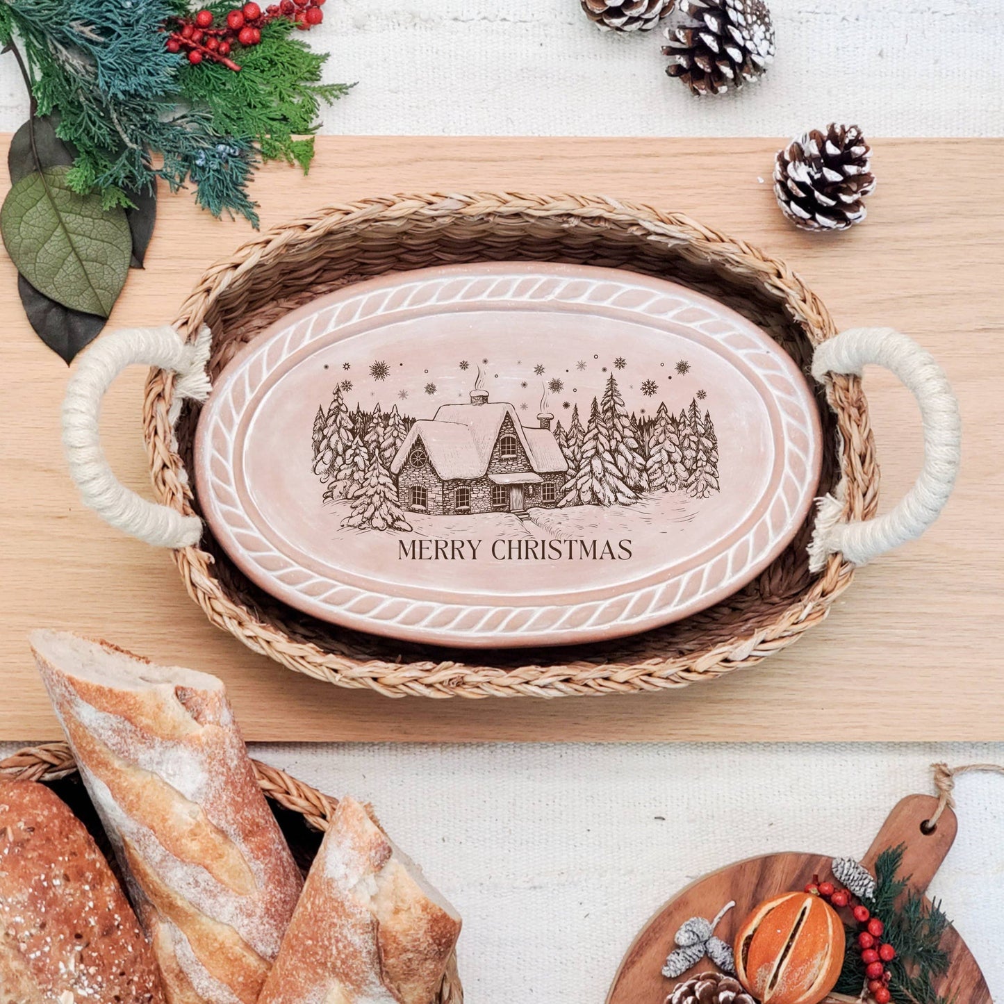 KORISSA - Handmade Bread Warmer & Wicker Basket - Christmas Oval: Christmas Village