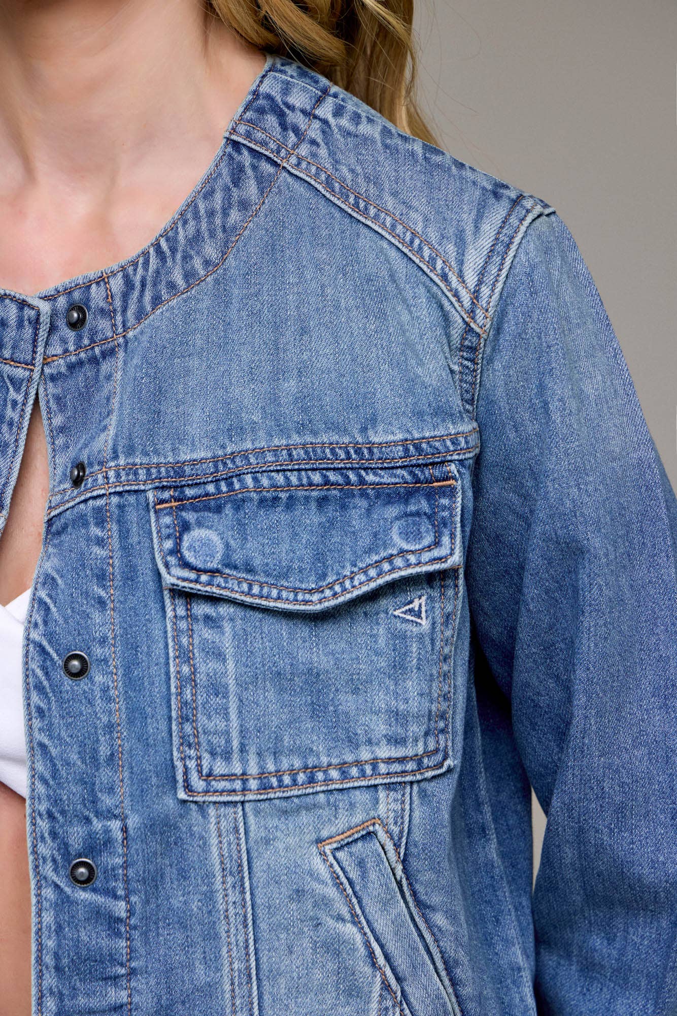 Hidden Jeans - Medium Light Collarless Trucker Jacket