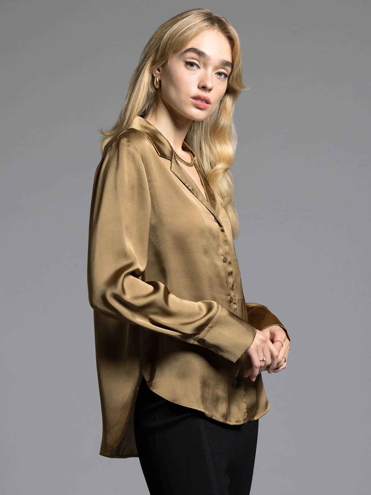 Weekend Los Angeles - V-Neck Button Up - BRIENNE TOP: BRONZE