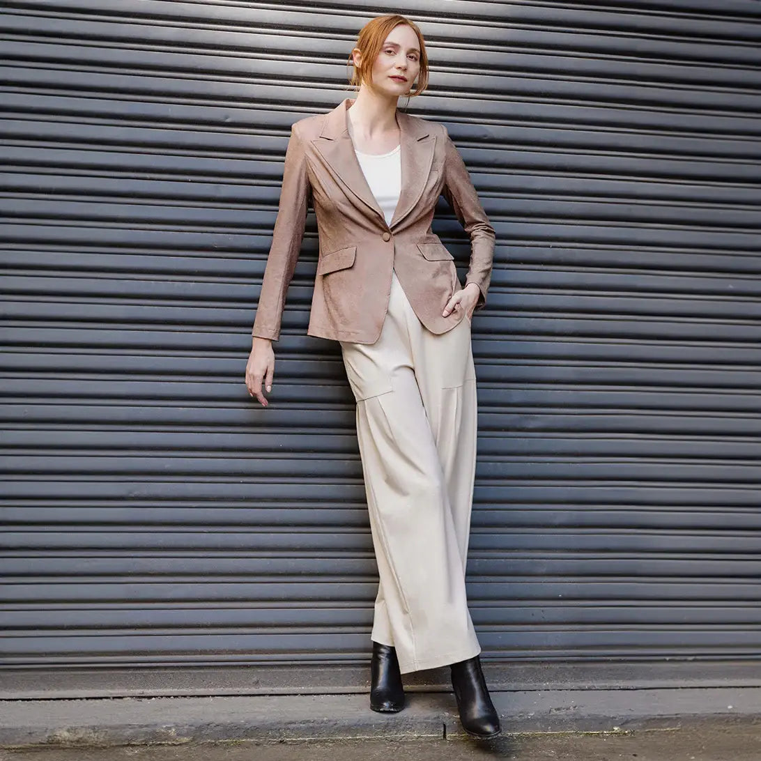 Clara Sunwoo - JK124 - Liquid Leather ™ Signature Pocket Blazer: Black / S