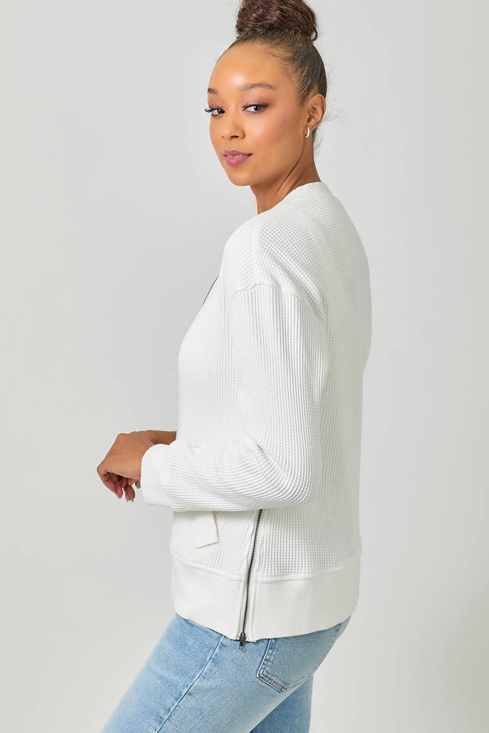 Washed Thermal Bomber Jacket in Off White