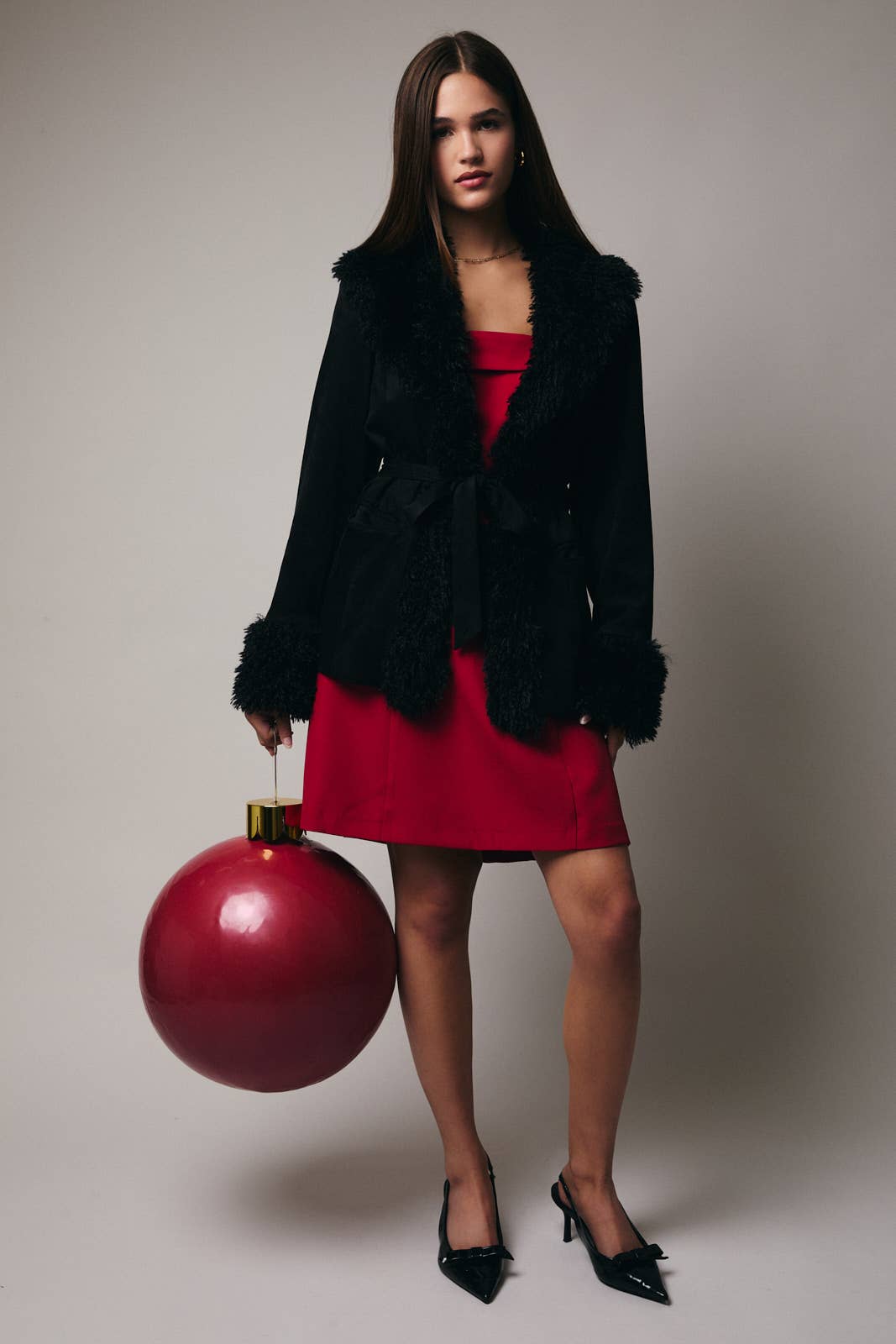 Sunday Edition by LE LIS - LONG SLEEVE FAUX FUR DETAILED SUEDE JACKET: Black