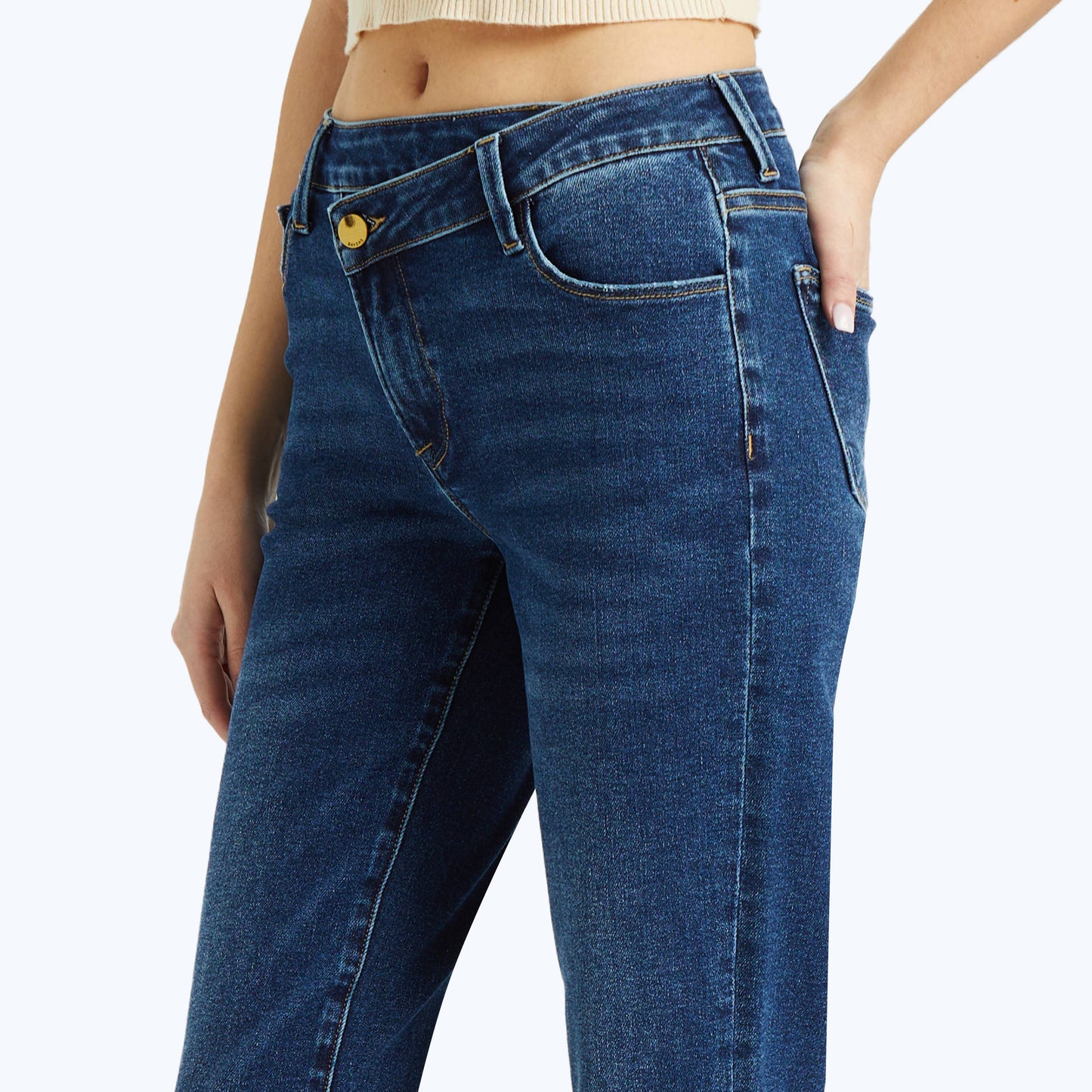 BAYEAS-MID RISE STRAIGHT JEANS WITH FINISHED HEM