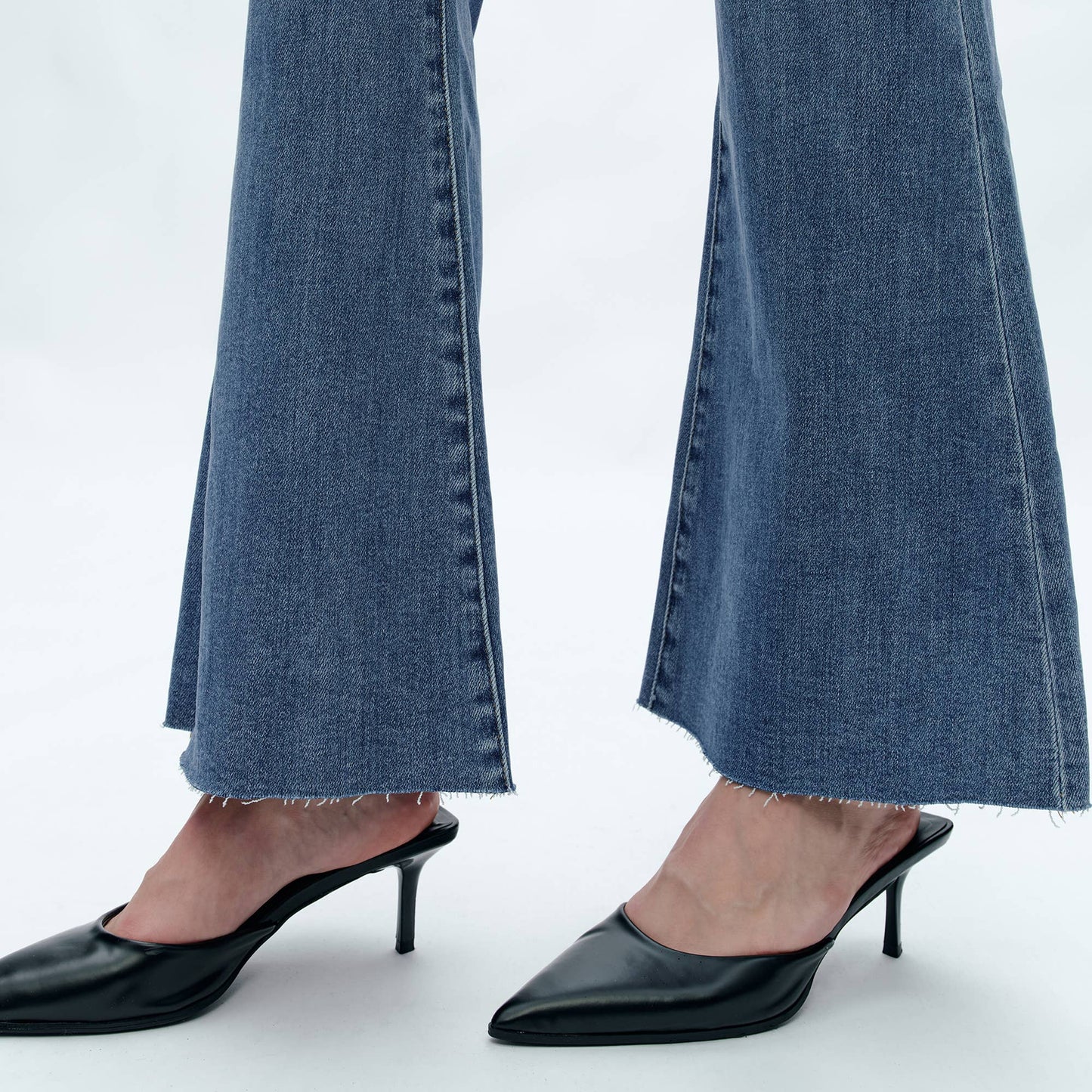 BAYEAS - HIGH RISE FLARE JEANS WITH RAW HEM FREEFALL