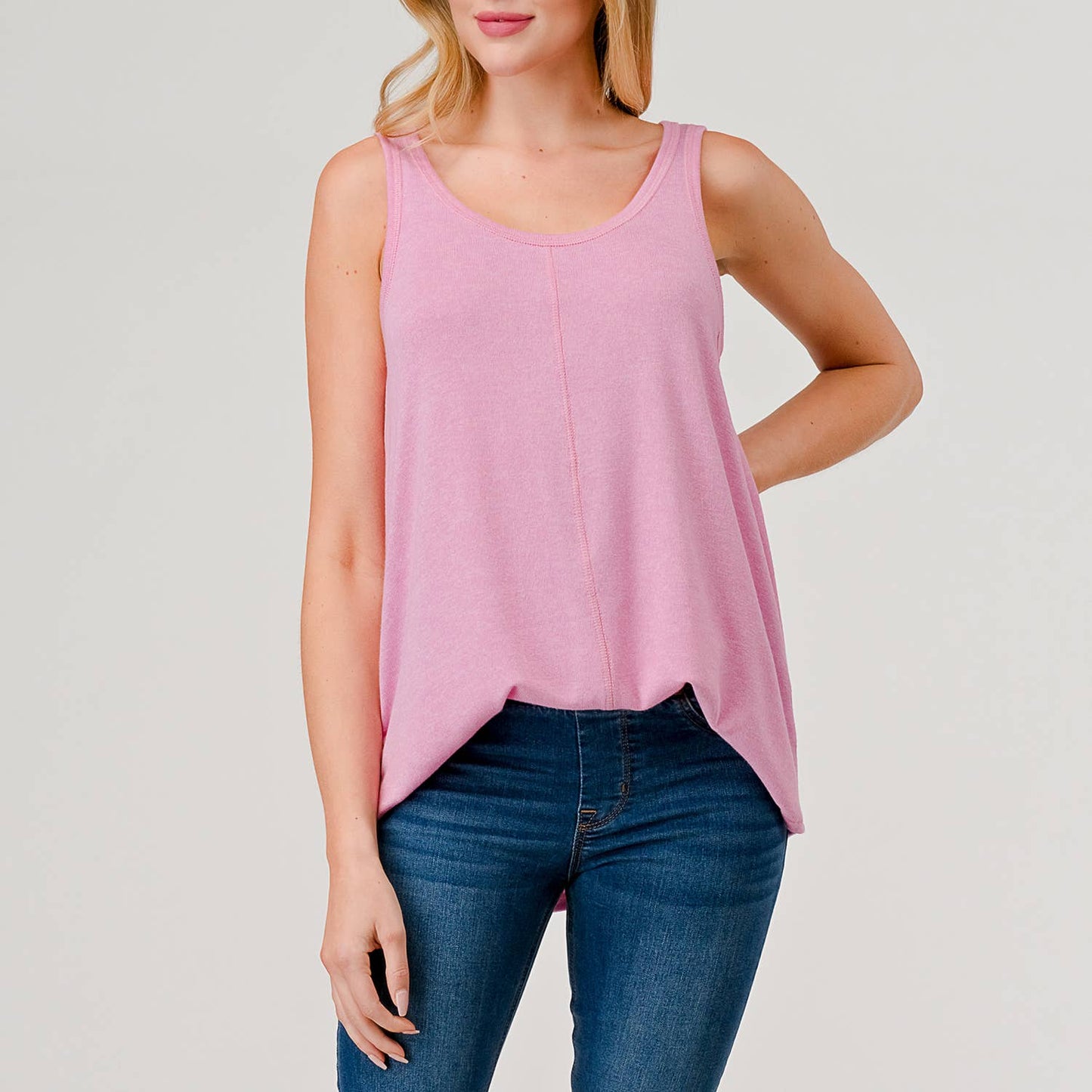 Heimious - Round Neck Relaxed Fit Knit Tank Top in PINK