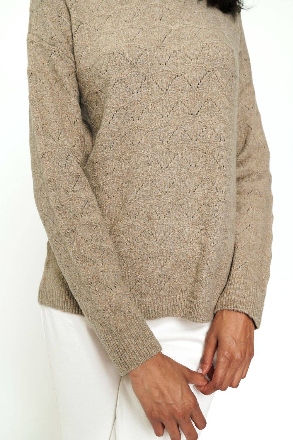 Mystree - Soft Pullover Sweater: Cocoa