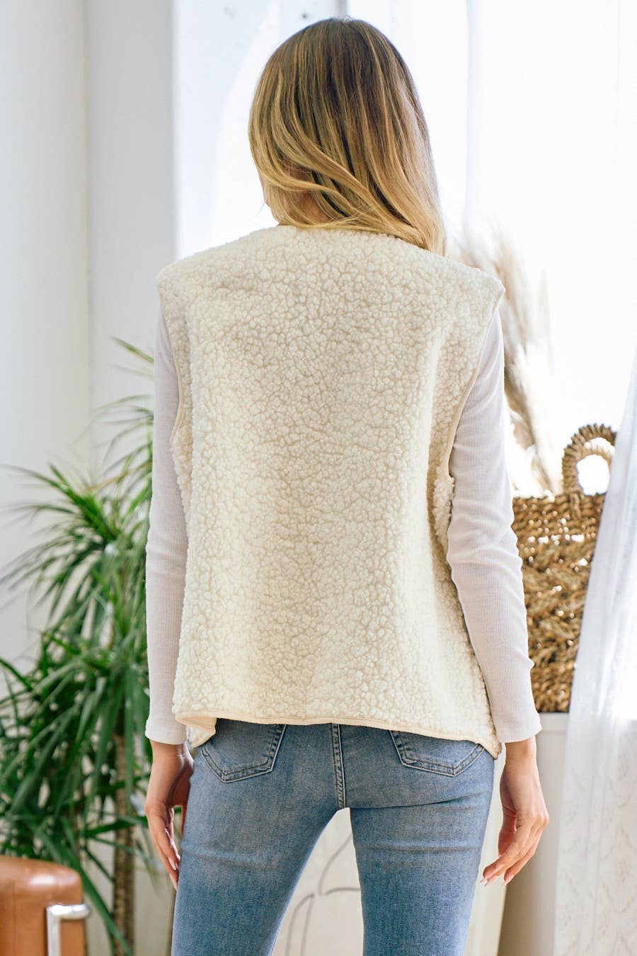 BNS - Shearling Vest: IVORY