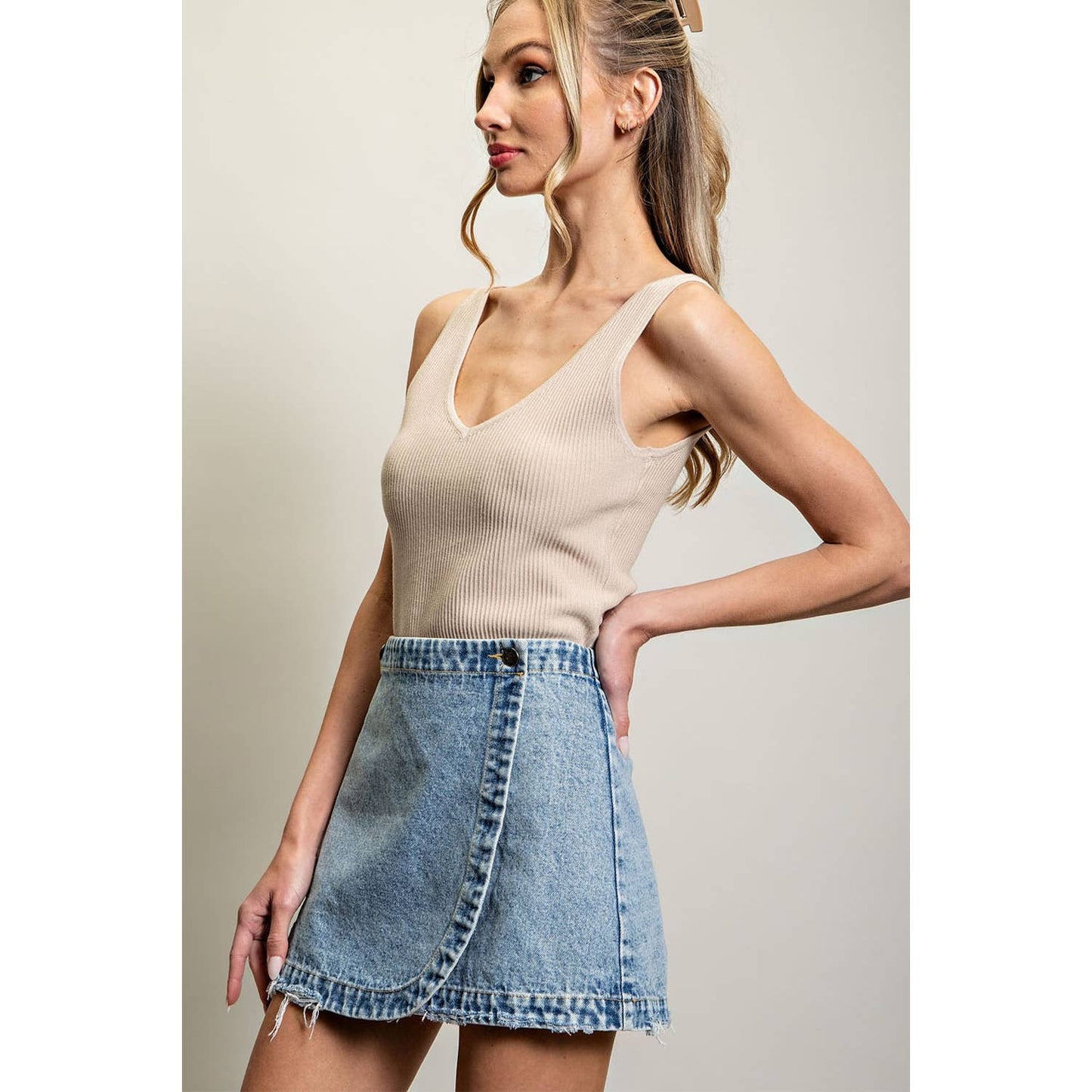 STONE WASHED WRAP MINI SKORT: DENIM