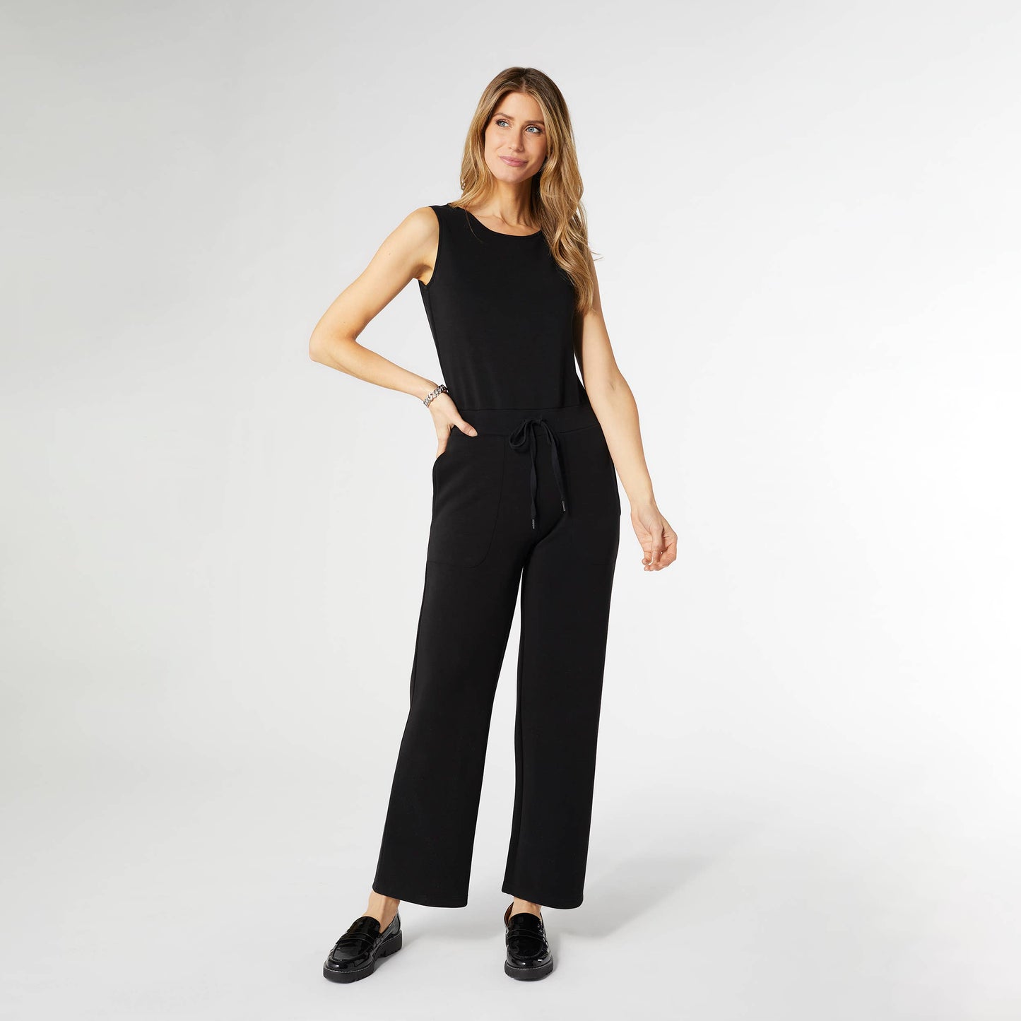 COCO + CARMEN - Hilarie Super Soft Romper with Pockets: Black